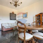 Affitto 5 camera appartamento di 133 m² in Camogli