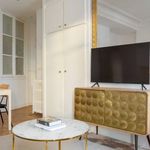 Appartement de 72 m² avec 2 chambre(s) en location à Monceau, Courcelles, Ternes