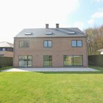 Maison de 367 m² avec 7 chambre(s) en location à Overijse