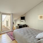 Rent 2 bedroom apartment of 255 m² in Sacramento