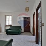 Affitto 3 camera appartamento di 100 m² in Tornolo