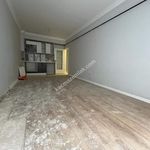 Rent 3 bedroom apartment of 58 m² in İstanbul