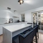 Rent 4 bedroom house of 260 m² in Budapest