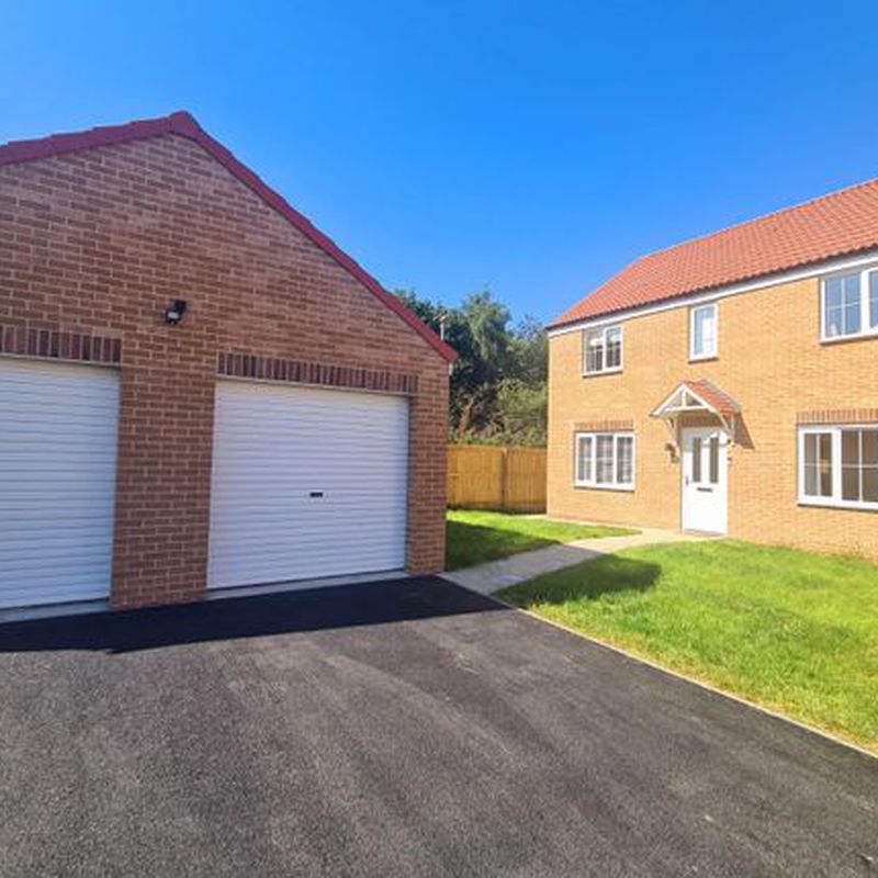 Detached house to rent in Ermin Close, Ingleby Barwick, Stockton-On-Tees TS17