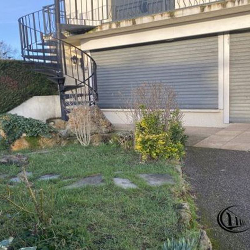 Location Local commercial 78114, Magny-les-Hameaux france Brunoy