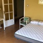 Rent a room in Longás