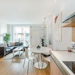 Rent 1 bedroom flat of 623 m² in London