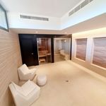 Rent 3 bedroom house of 218 m² in Mijas