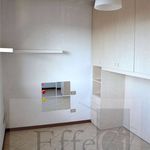 Affitto 5 camera appartamento di 105 m² in Besozzo
