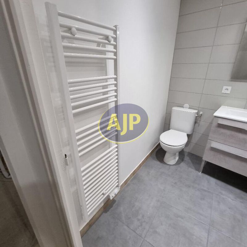 Location appartement Reze : 650 € - AJP Immobilier Nantes Sud Rezé