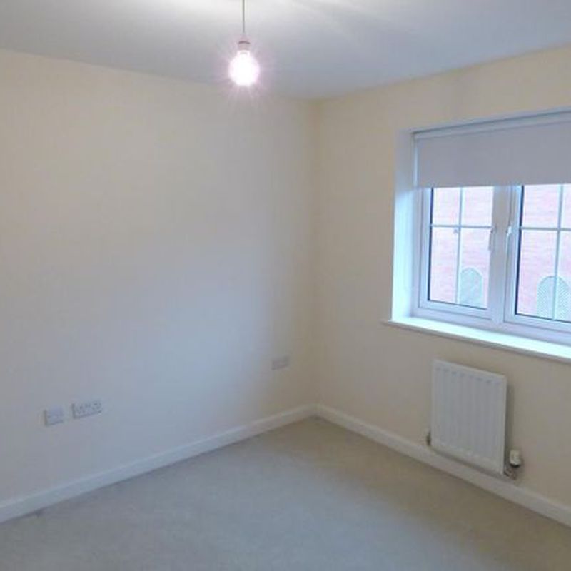 End terrace house to rent in Seymour Way, Magor NP26