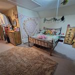 Rent 5 bedroom house in Farnham
