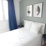 Rent 2 bedroom apartment of 31 m² in Paris