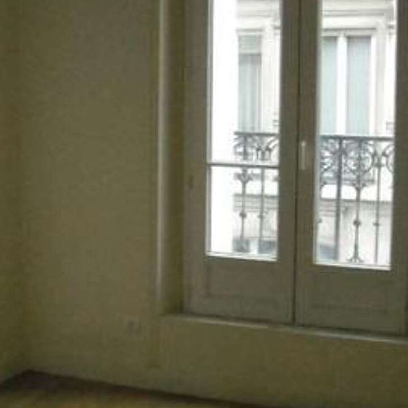 Location appartement 4 pièces 90 m² Paris 10 (75010) Ivry-sur-Seine