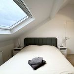 Huur 1 slaapkamer appartement van 65 m² in Schaerbeek