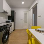 Rent a room of 116 m² in València