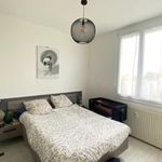 Rent 2 bedroom apartment of 43 m² in Nîmes