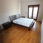 Affitto 2 camera appartamento di 90 m² in Cosenza