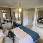 Rent 4 bedroom flat in Abertawe