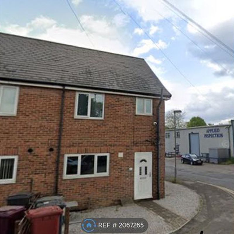 Room to rent in Heath Rd, Chesterfield S42 North Wingfield