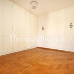 Affitto 5 camera appartamento di 244 m² in San Donato Milanese