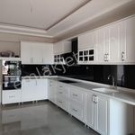 Rent 7 bedroom house of 365 m² in Konya