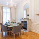 Rent 4 bedroom apartment of 220 m² in Neuilly-sur-Seine
