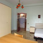 Affitto 7 camera appartamento di 156 m² in Matera