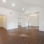 Rent 3 bedroom house of 164 m² in Fresno