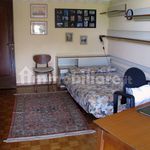 Affitto 5 camera appartamento di 200 m² in Monza
