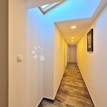 Rent 4 bedroom apartment of 150 m² in Pobri