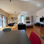 Affitto 5 camera appartamento di 200 m² in Lecce