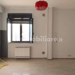 Affitto 3 camera appartamento di 90 m² in Settingiano