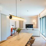 Rent 3 bedroom apartment of 99 m² in Porto