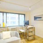 Rent 1 bedroom apartment of 44674 m² in New York