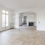 Rent 5 bedroom apartment of 269 m² in Paris