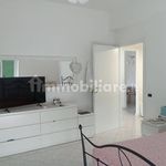 Affitto 3 camera appartamento di 110 m² in Livorno