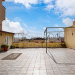 Rent 5 bedroom house of 264 m² in Napoli