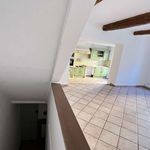 Rent 4 bedroom apartment of 89 m² in Meyrargues