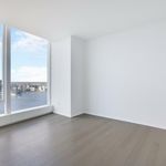 Rent 4 bedroom apartment of 247 m² in New York