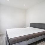 Rent 1 bedroom flat of 34 m² in London