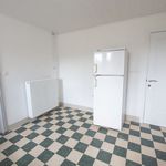 Rent 2 bedroom house of 1300 m² in Deerlijk