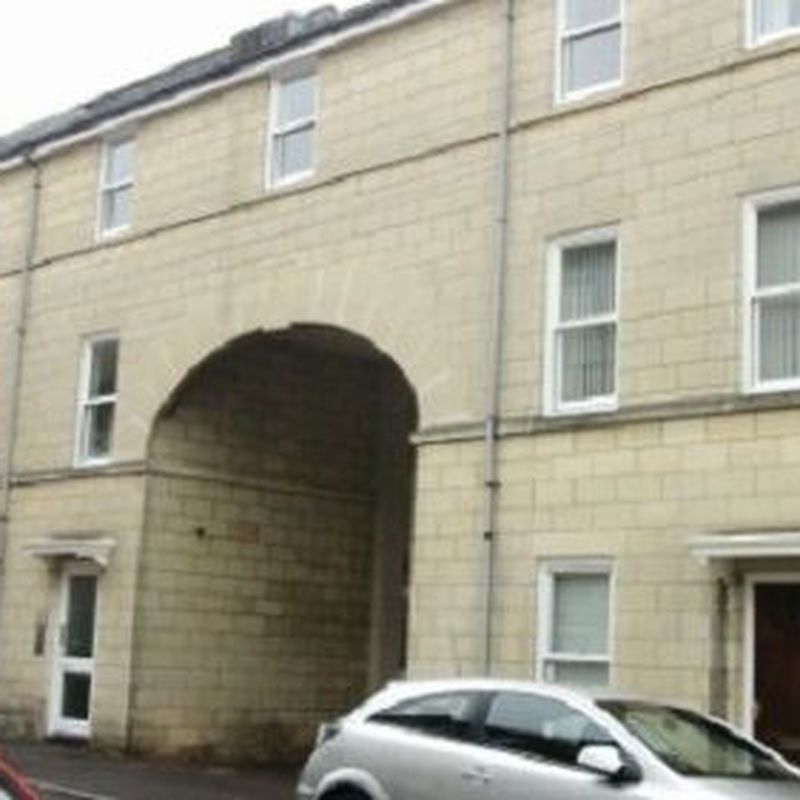 Flat to rent in Governors House, Stuart Place, Bath BA2