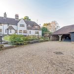Rent 5 bedroom house in Pulborough