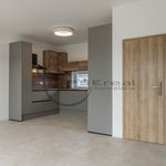 Pronajměte si 4 ložnic/e byt o rozloze 100 m² v Praha