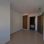 Rent 2 bedroom apartment of 72 m² in Elda