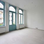 Rent 1 bedroom house of 74 m² in Schaerbeek