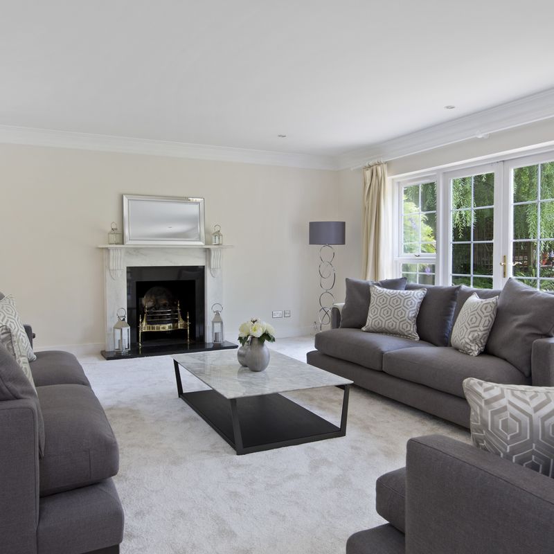 5 bedroom property to let in Crown Estate, KT22 - £12,500 pcm Oxshott