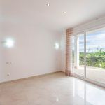Rent 5 bedroom house of 300 m² in Calvià