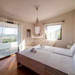 Rent 3 bedroom house of 220 m² in Saronida